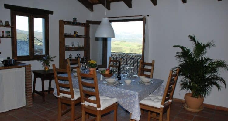 5 bed 4 bath with Pool Jimena