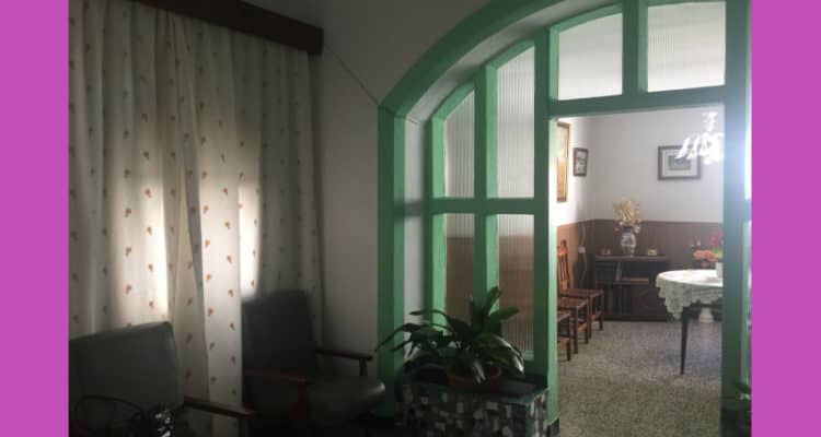 original features townhouse Jimena