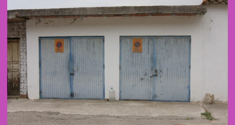 Garages for sale Jimena