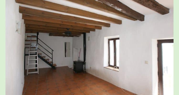 quirky cute 2 bed Jimena DLF