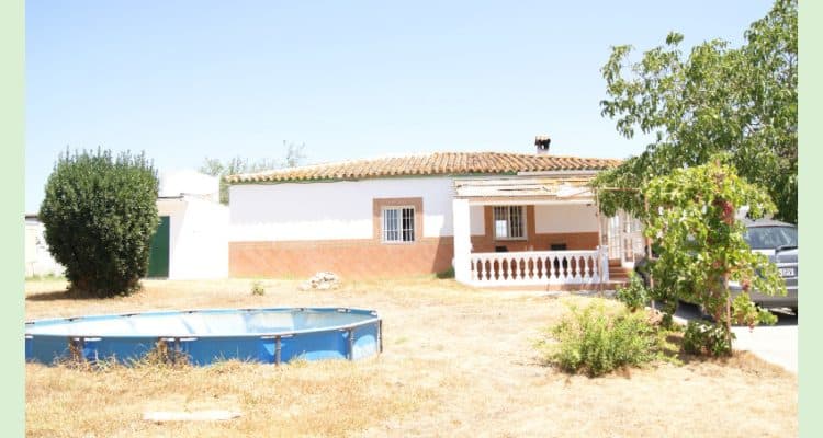 Large family home in countryside Jimena