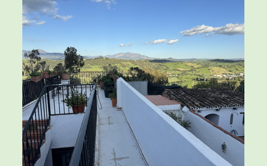 2 bed rental Jimena Llanete