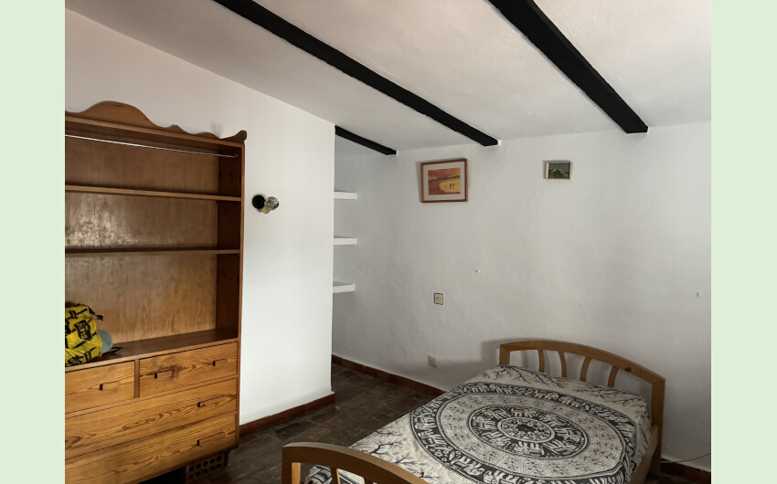 2 bed 1 bath Jimena DLF old quarter