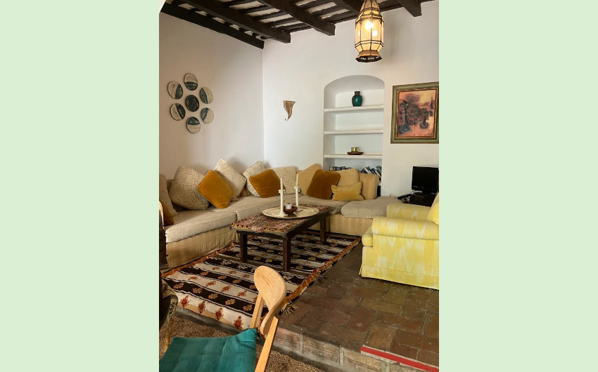 charming 4 bed 2 bath Jimena