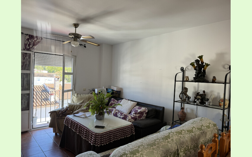 3 bed 1 bath flat Estacion Jimena DLF