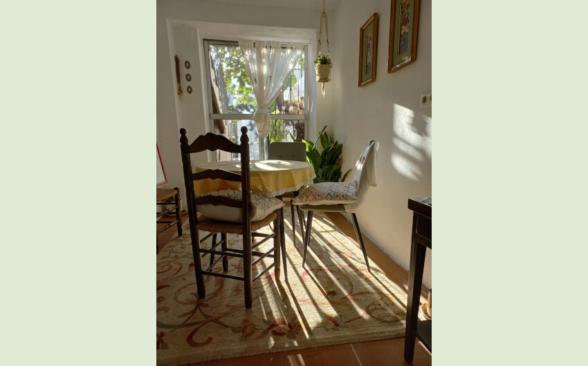central Jimena DLF 2 bed with views