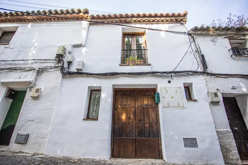 stylish 2 bed 2 bath Jimena
