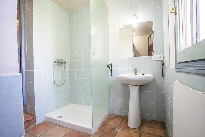 stylish 2 bed 2 bath Jimena