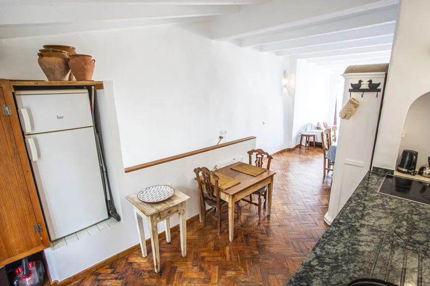 stylish 2 bed 2 bath Jimena