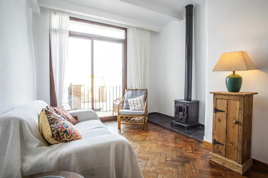 stylish 2 bed 2 bath Jimena