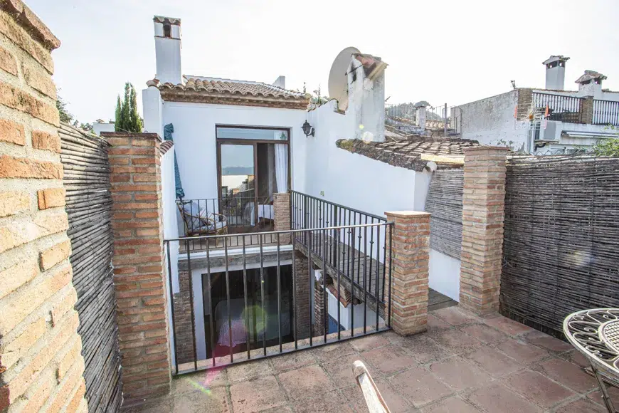 stylish 2 bed 2 bath Jimena