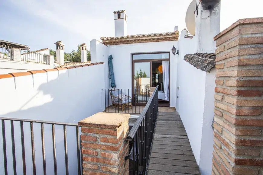 stylish 2 bed 2 bath Jimena