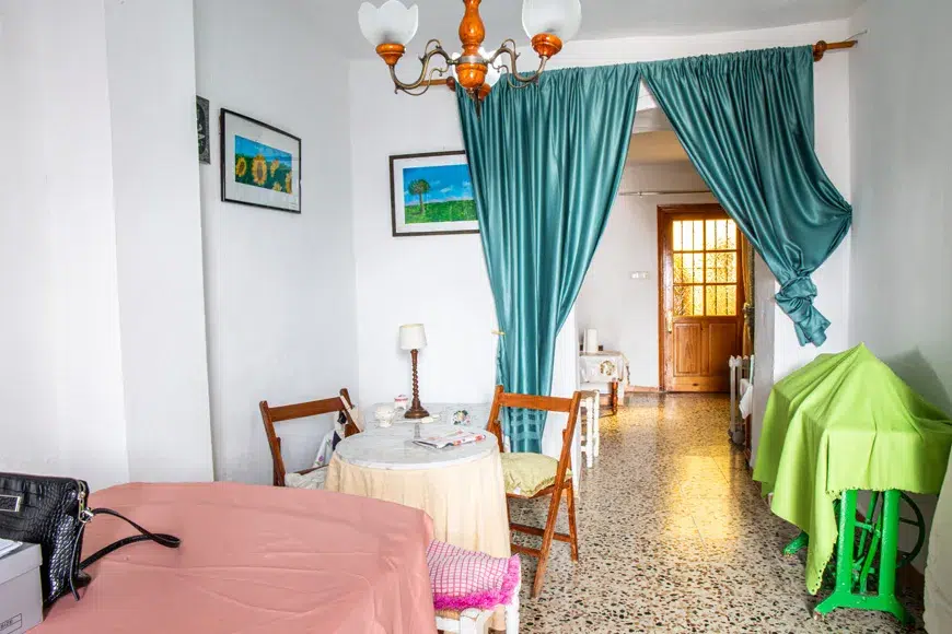 SP98k 4 bed 1 bath