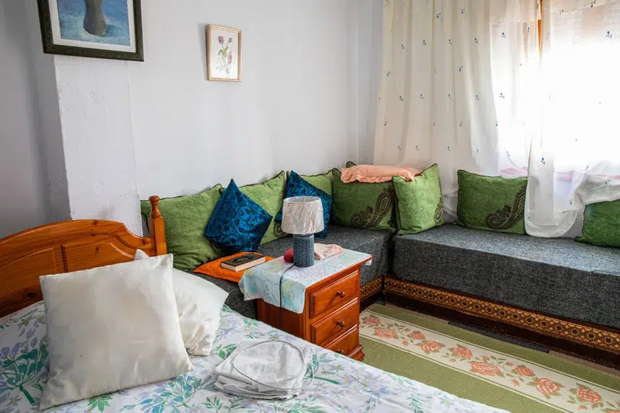 SP98k 4 bed 1 bath