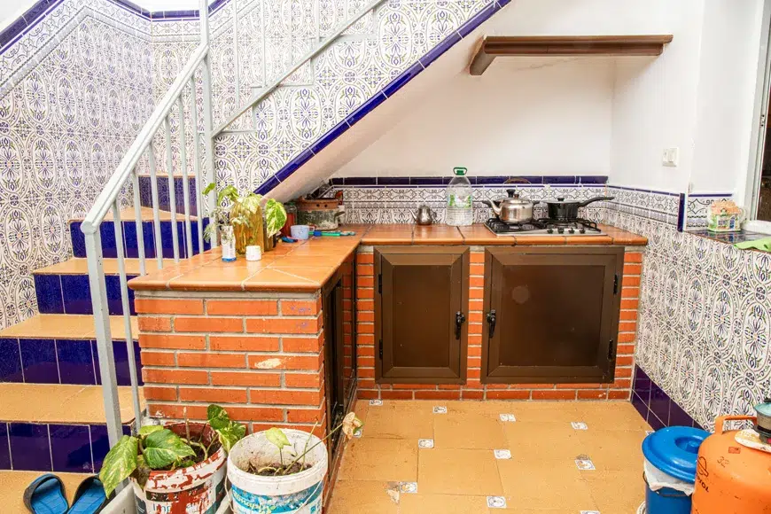 SP98k 4 bed 1 bath
