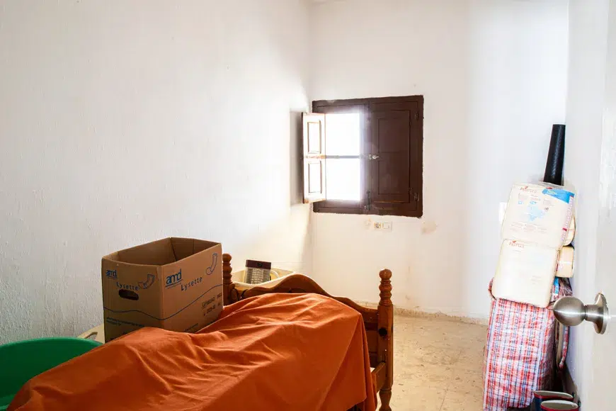 SP98k 4 bed 1 bath