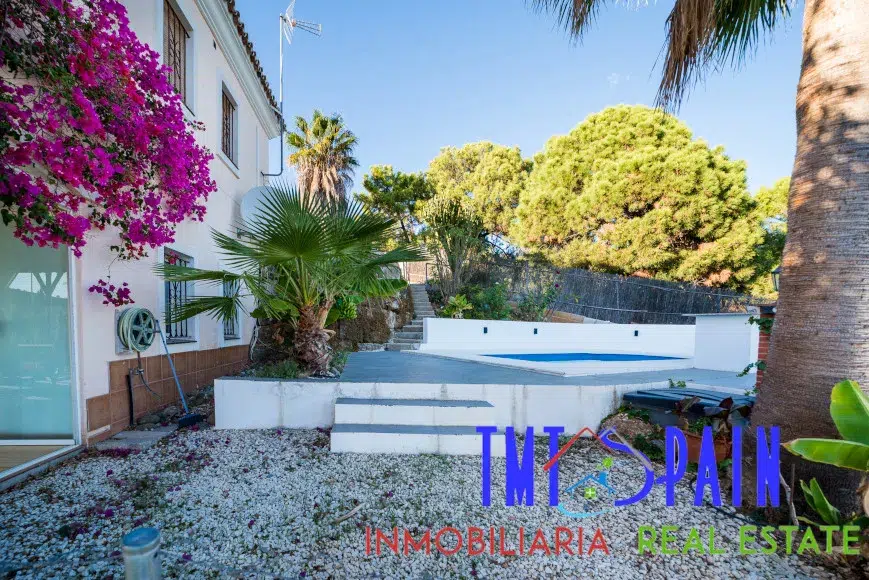 6 bed 6 bath Estepona