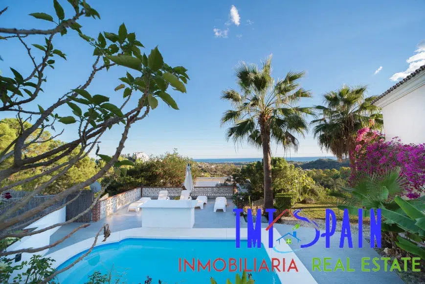 6 bed 6 bath Estepona