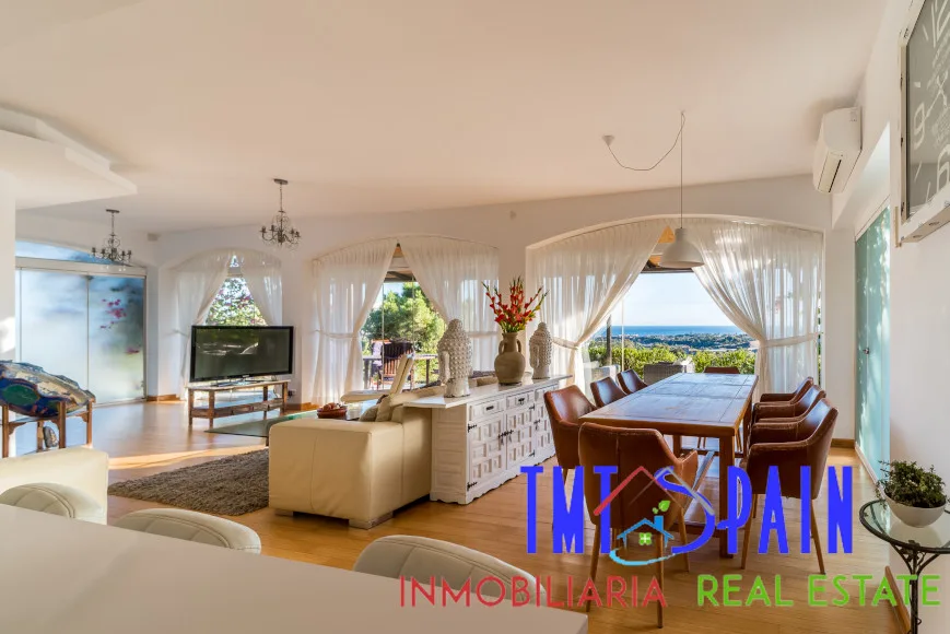 6 bed 6 bath Estepona