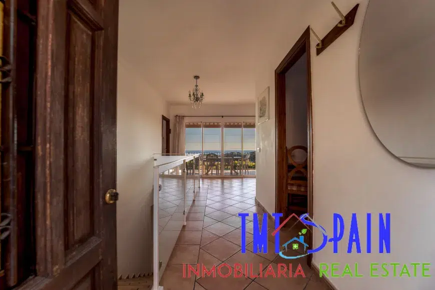 6 bed 6 bath Estepona