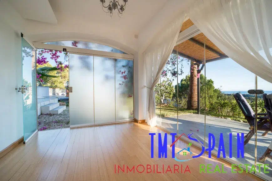 6 bed 6 bath Estepona