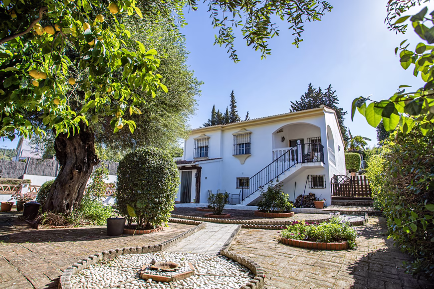2 bed 2 bath 820 m2 plot San Pablo