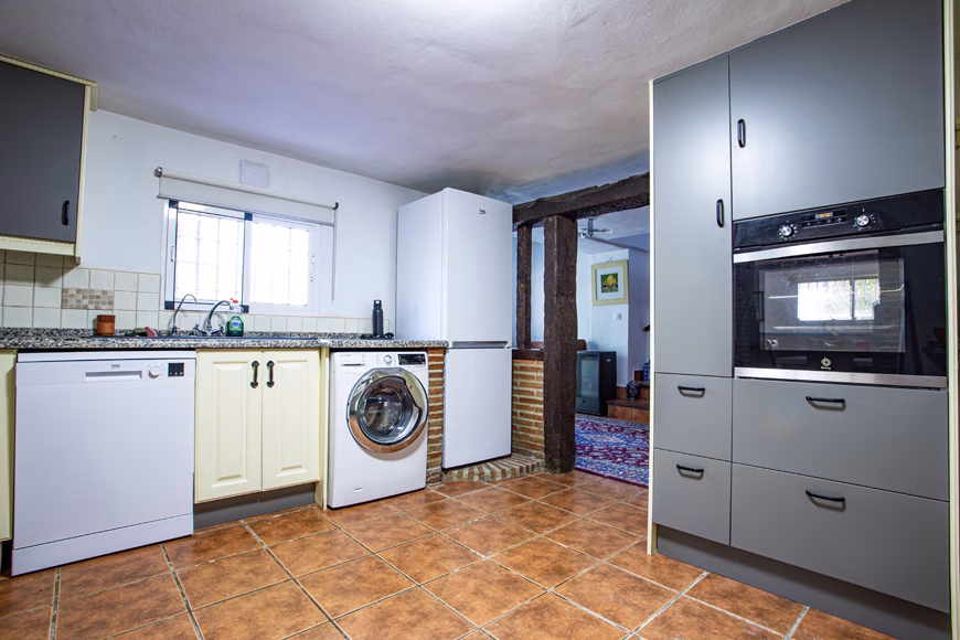 2 bed 2 bath 820 m2 plot San Pablo