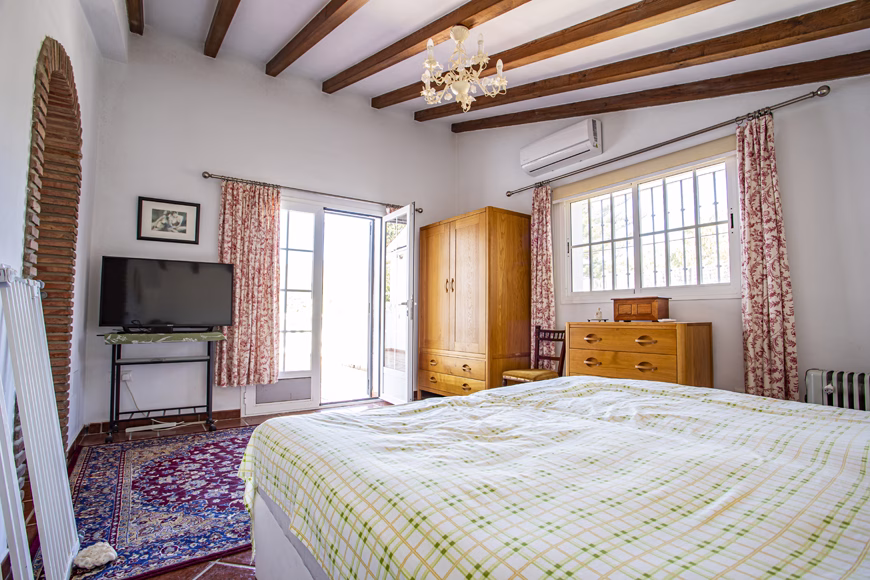 2 bed 2 bath 820 m2 plot San Pablo