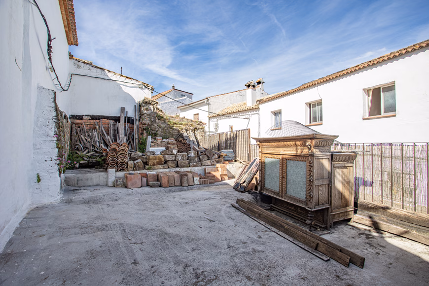 Jimena 3 bed 3 bath 240,000€