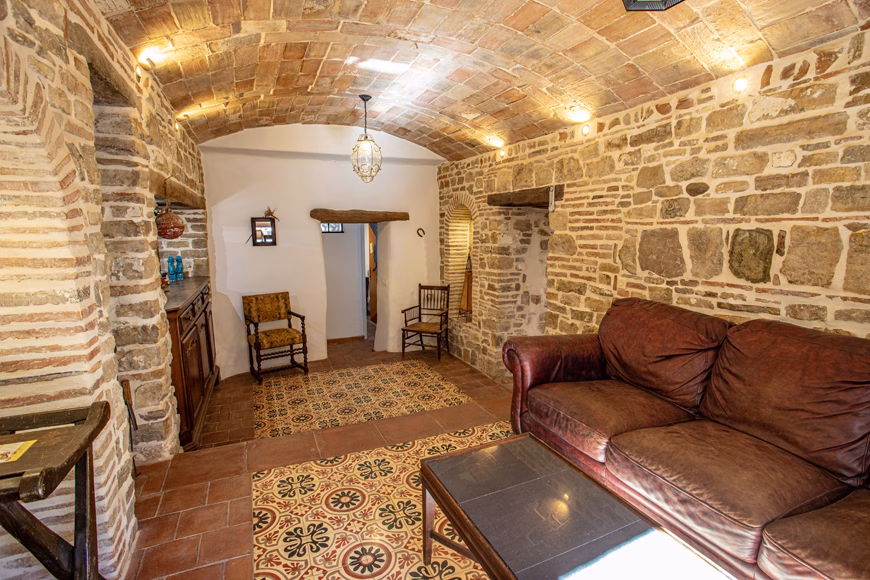 Jimena 3 bed 3 bath 240,000€