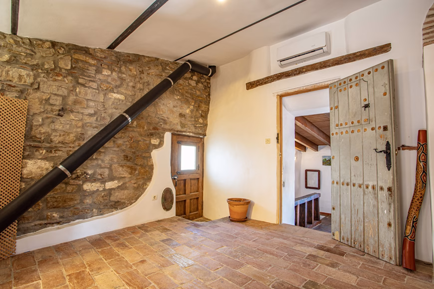 Jimena 3 bed 3 bath 240,000€