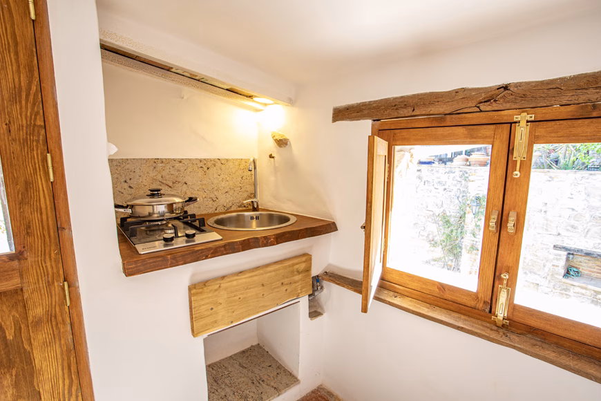 Jimena 3 bed 3 bath 240,000€