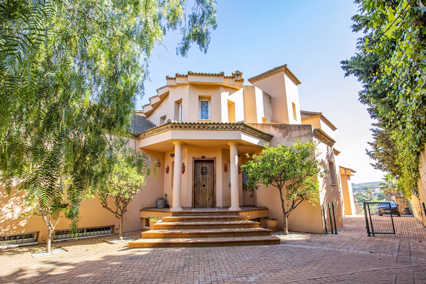 Alcaidesa 6 bd 2.6mill