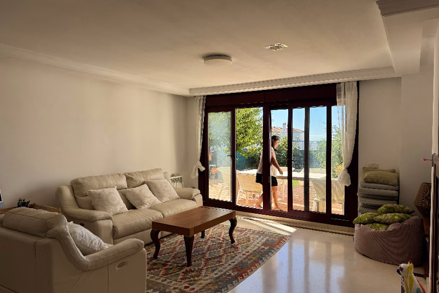 CBH350375 2 bed 2 bath Casares beach