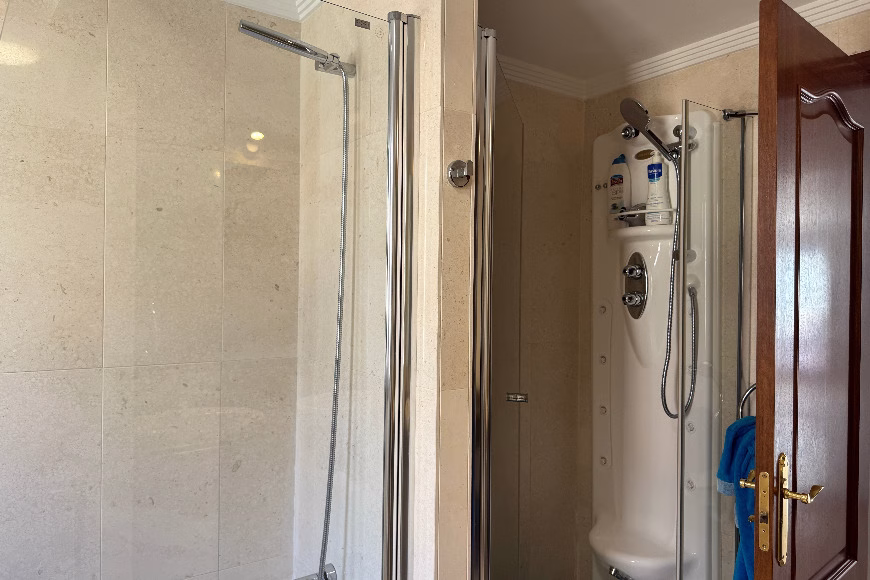 CBH350375 2 bed 2 bath Casares beach