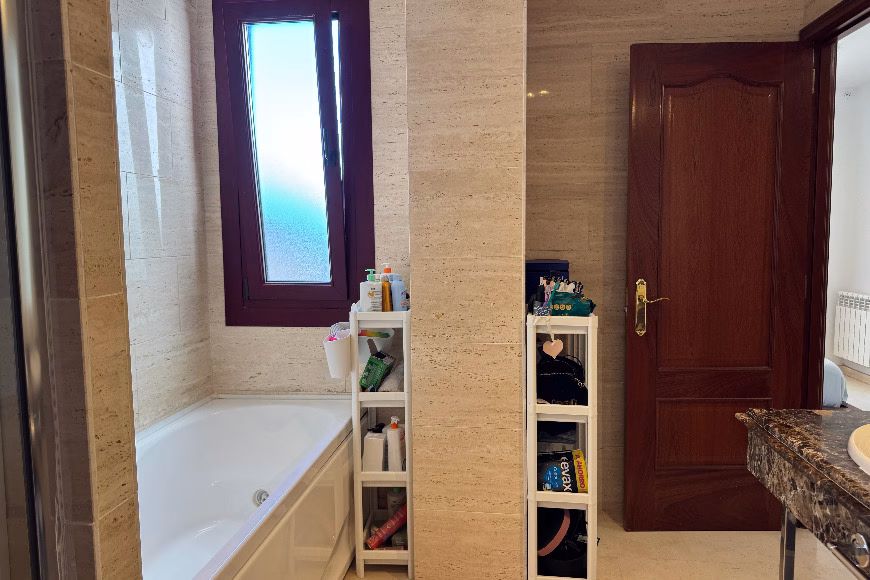 CBH350375 2 bed 2 bath Casares beach