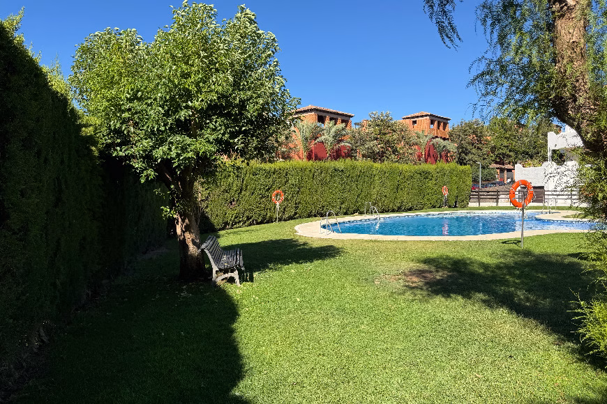 CBH350375 2 bed 2 bath Casares beach